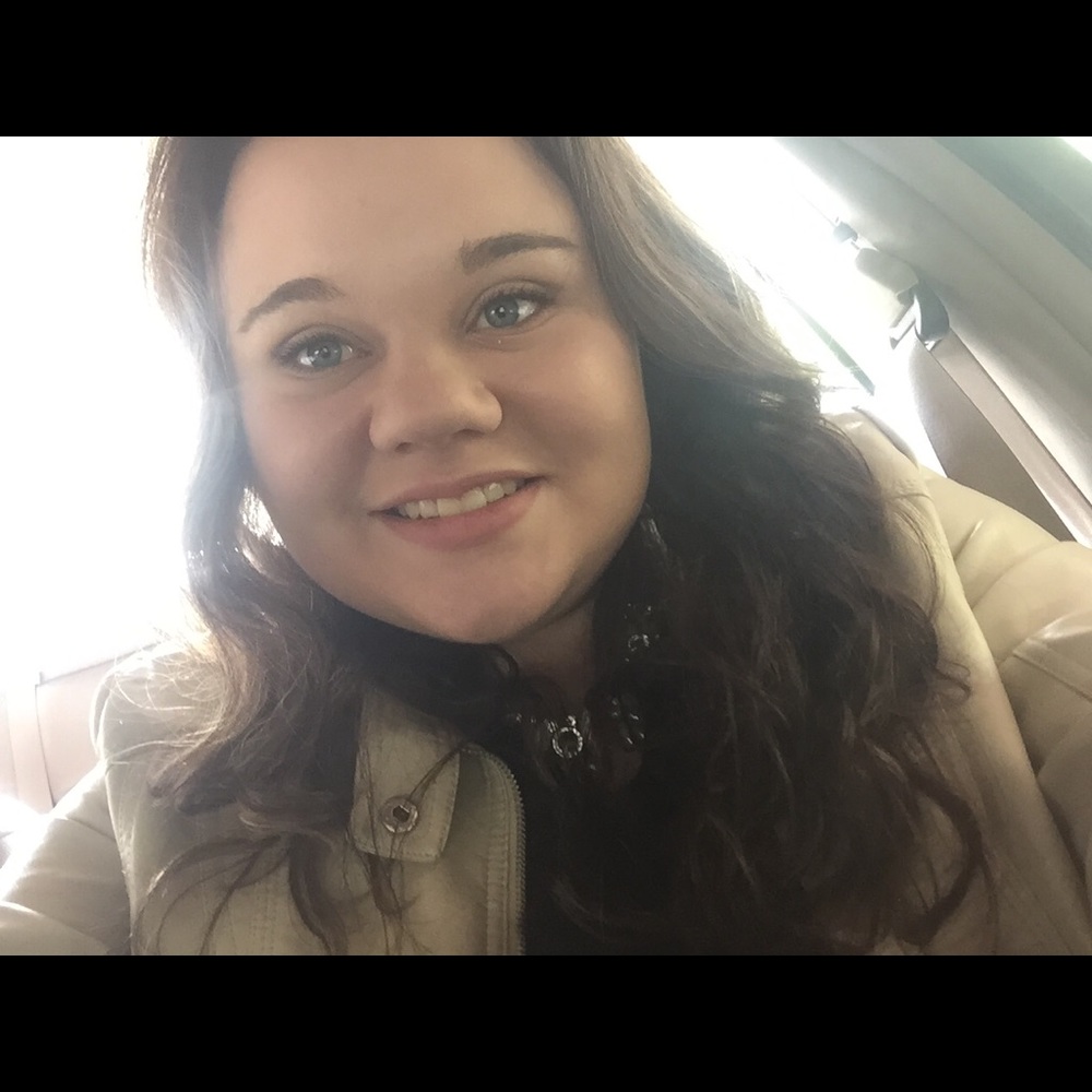 Meet your Posher, Maddi